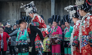 2019 第四屆中國(guó)鳳凰民俗攝影雙年展報(bào)名展